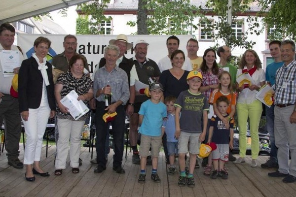 Gruppenbild Preisträger Naturpark-Wiesenmeisterschaft(Markus Ketterer)