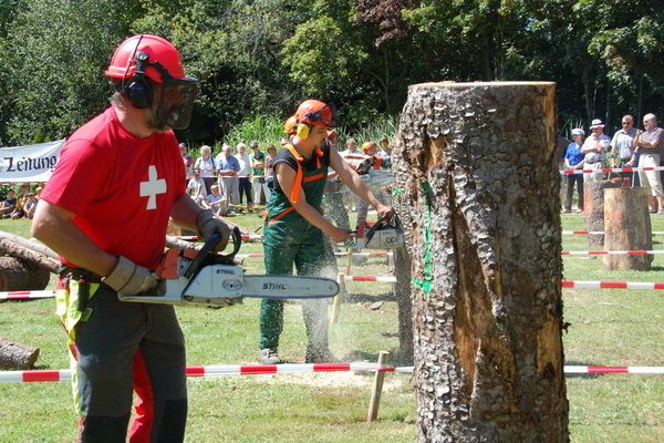 Der Holzfller-Wettbewerb findet gemeinsam mit dem Naturpark-Markt statt  Gemeinde Husern